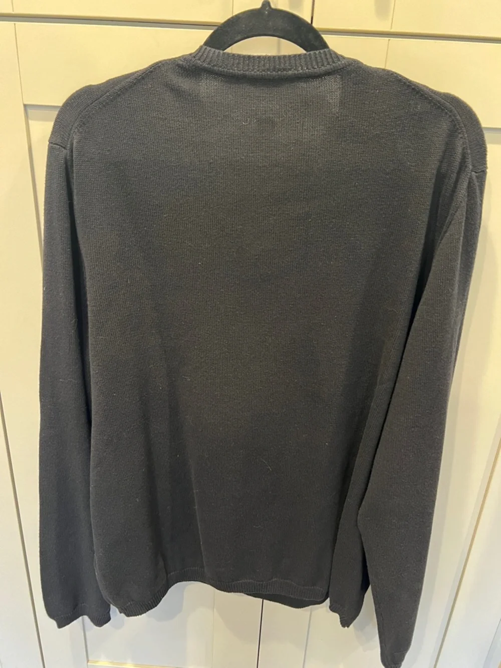 J. Crew Men's V-Neck Sweater in Charcoal - Picture 2 of 3